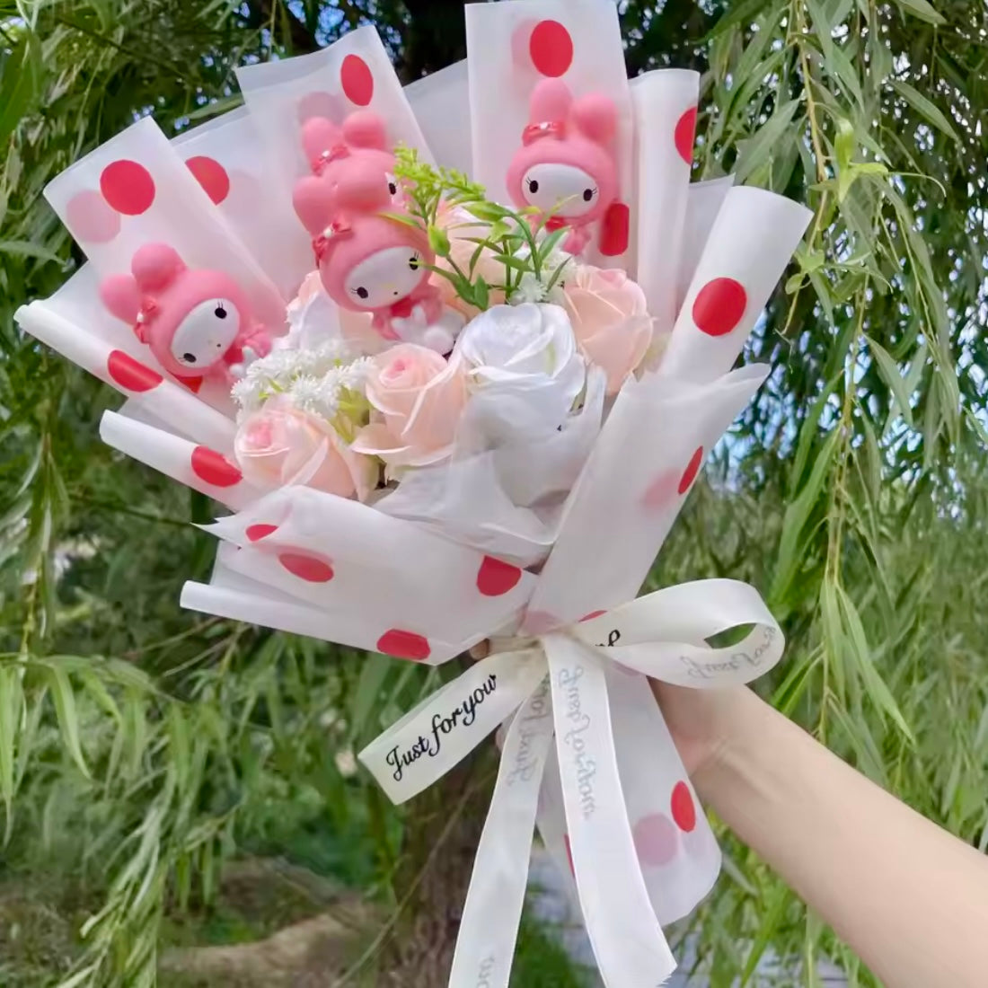 Valentine's Special Kitty Bouquet